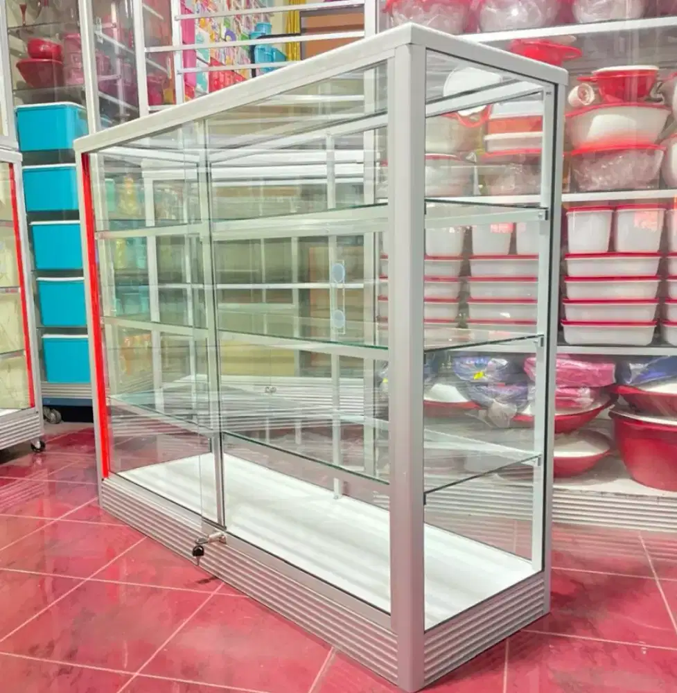 Etalase Panjang 1,2Mx1M Kondisi BaruEtalase Panjang 1,2Mx1M Siap Kirim