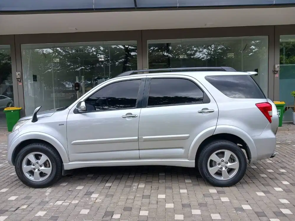 Dijual Cepat Toyota Rush 1.5 S AT - Barang bagus khusus pemakai