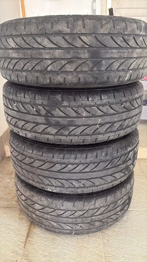 Velg R15 & Ban Gt Radial