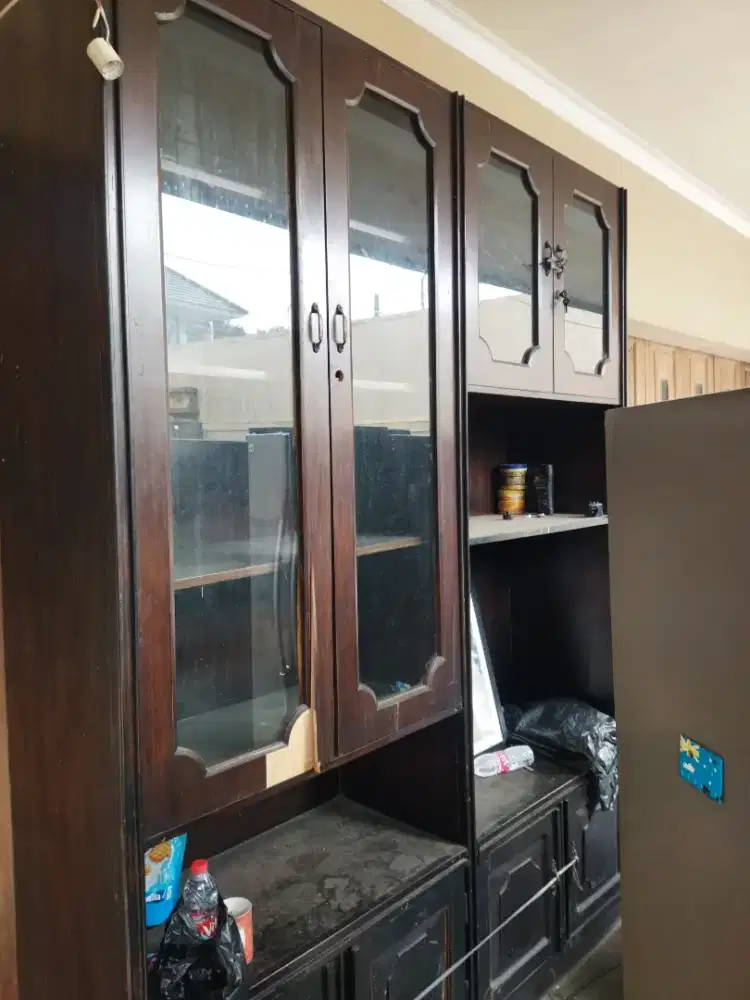 Lemari Buku Serbaguna siap pakai