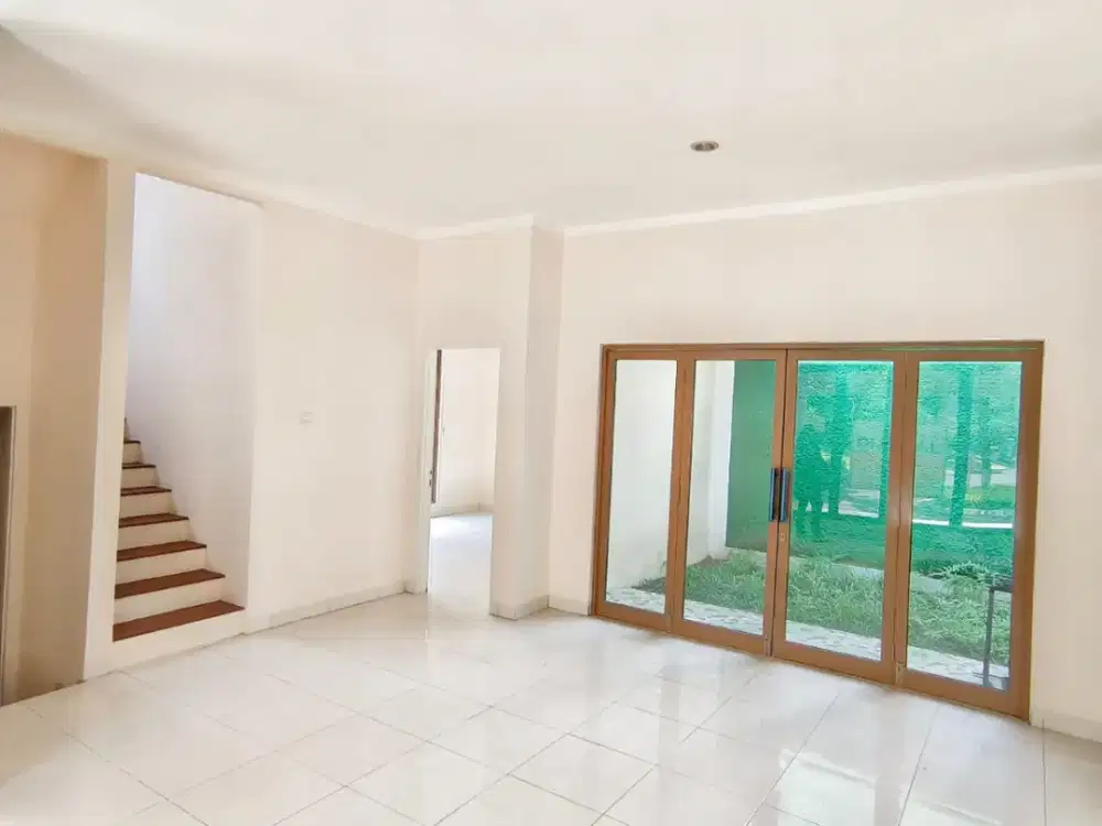 Rumah Cantik Sektor 9 2 Lantai Tanah Lebar (SP 0287 IA)