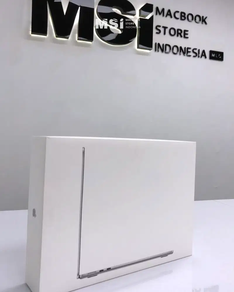 Macbook Air 2025 M4 - BARU FULL SET