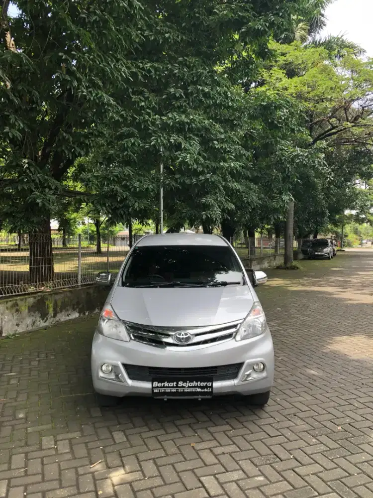 Tdp 25 toyota avanza G manual 1.3 silver 2015 surabaya fullori