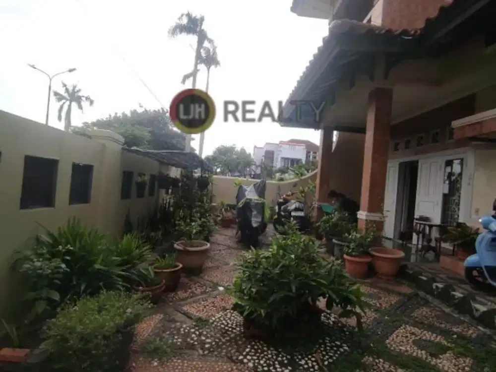 Dijual Rumah di Taman Modern, Ujung Menteng, Cakung, Jakarta Timur