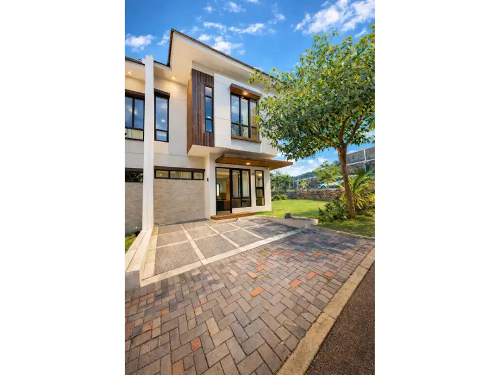 DISEWA RUMAH 2 LANTAI TAHUNAN BAGUS SIAP HUNI ADA KOLAM RENANG HARGA NEGO SENTUL CITY SSR977