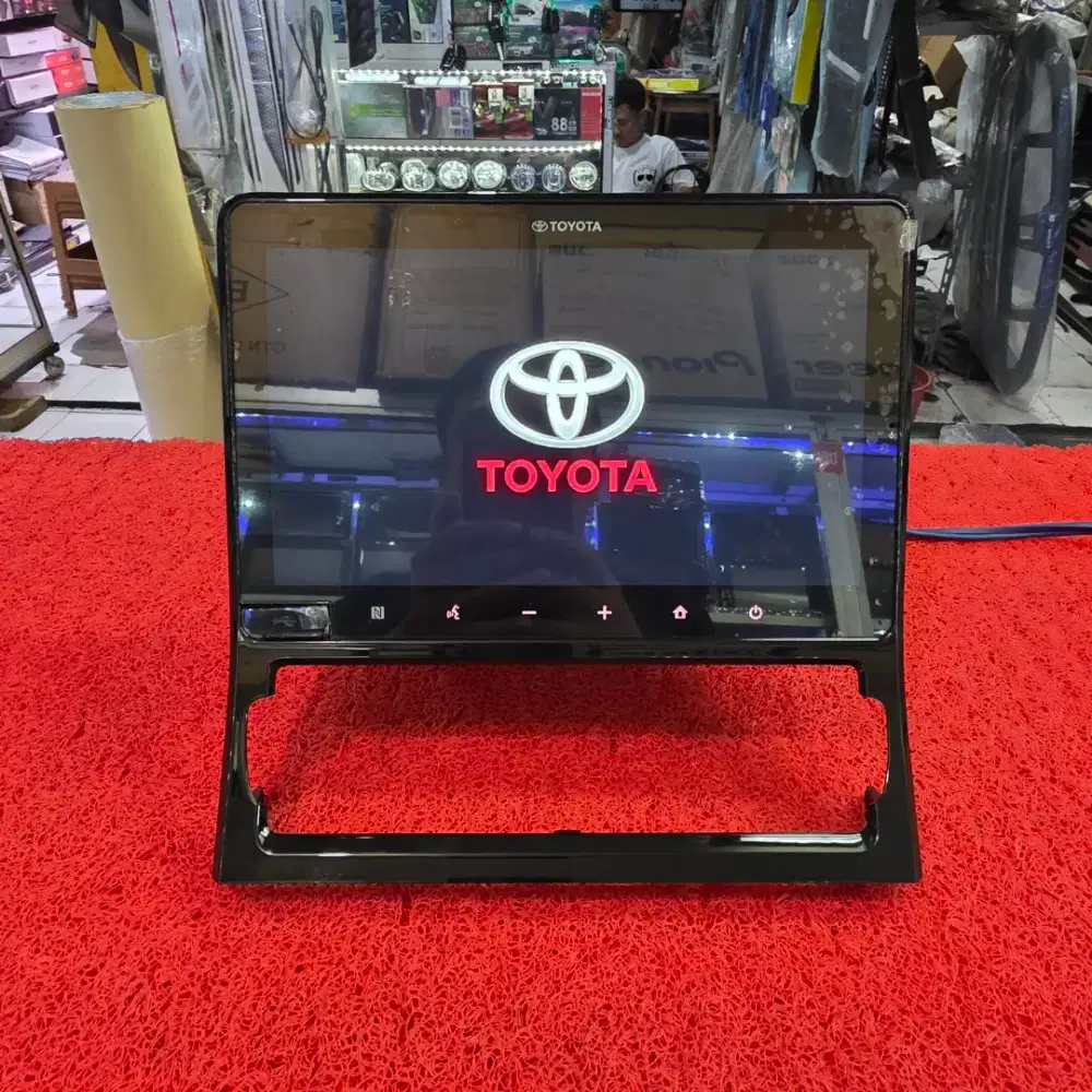 Head Unit TOYOTA INNOVA ZENIX V Hybrid 2025 CarPlay Android Auto