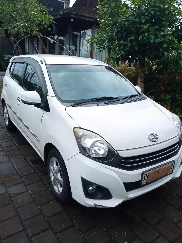 MOBIL AYLA TIPE X 1.0 PUTIH