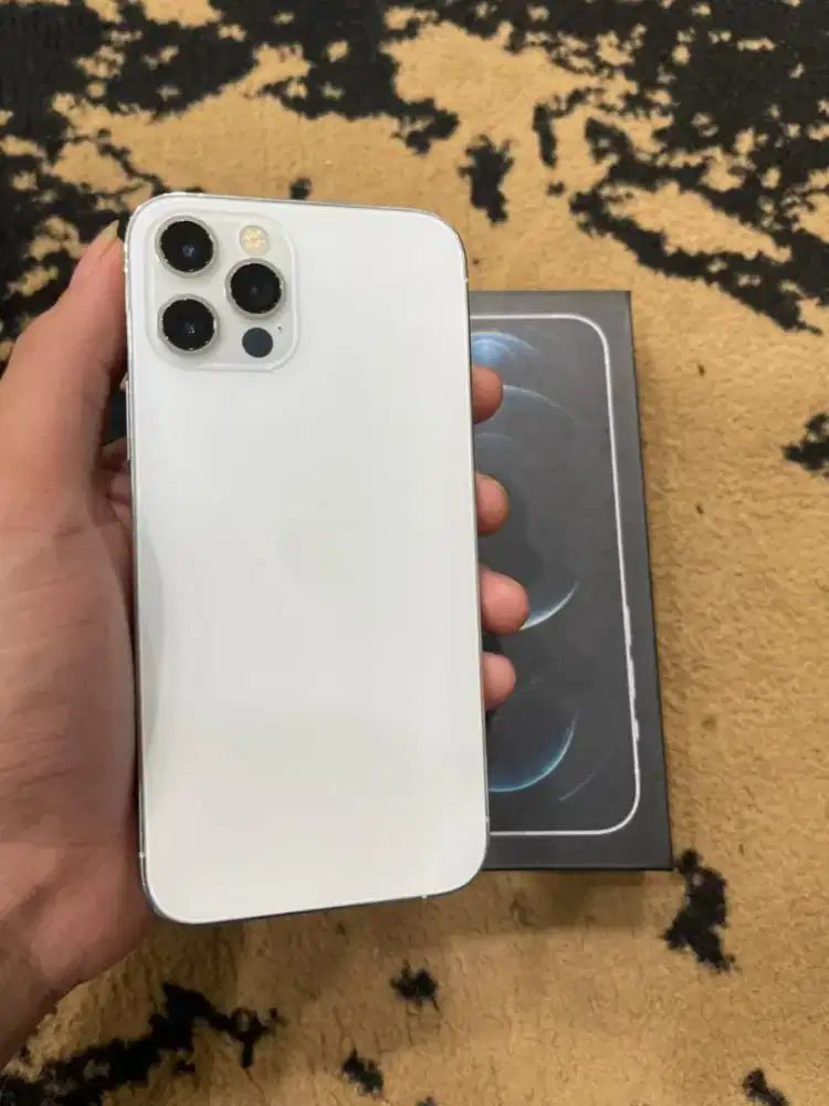 Iphone 12 pro 128gb inter alloperator, mulus like new, hb 100% ori