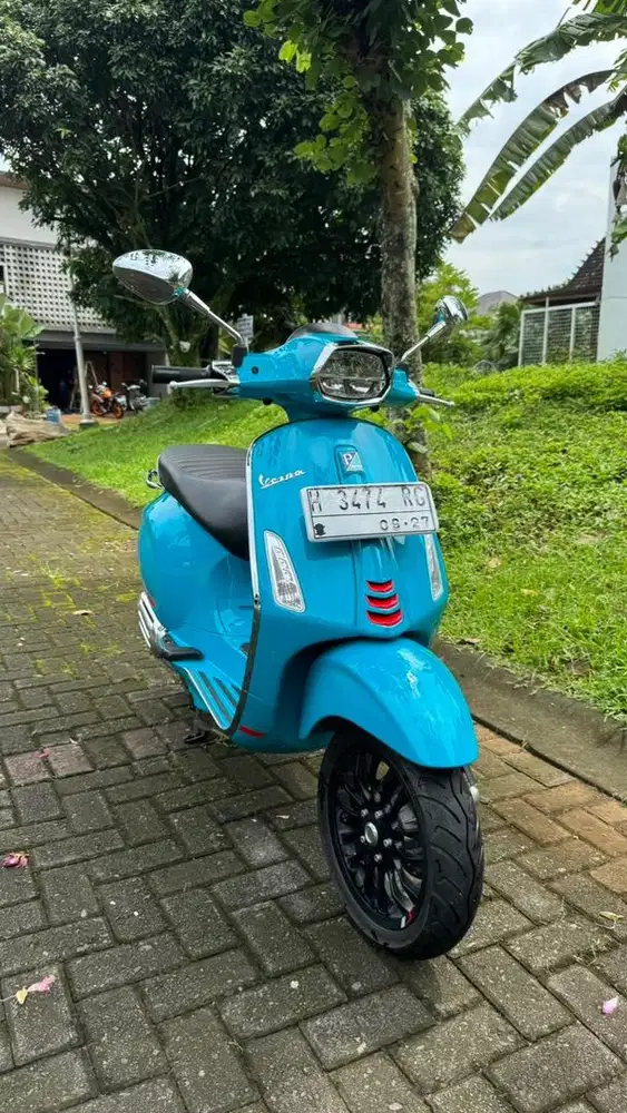 Vespa Sprint 2022 Blue Audace Low KM