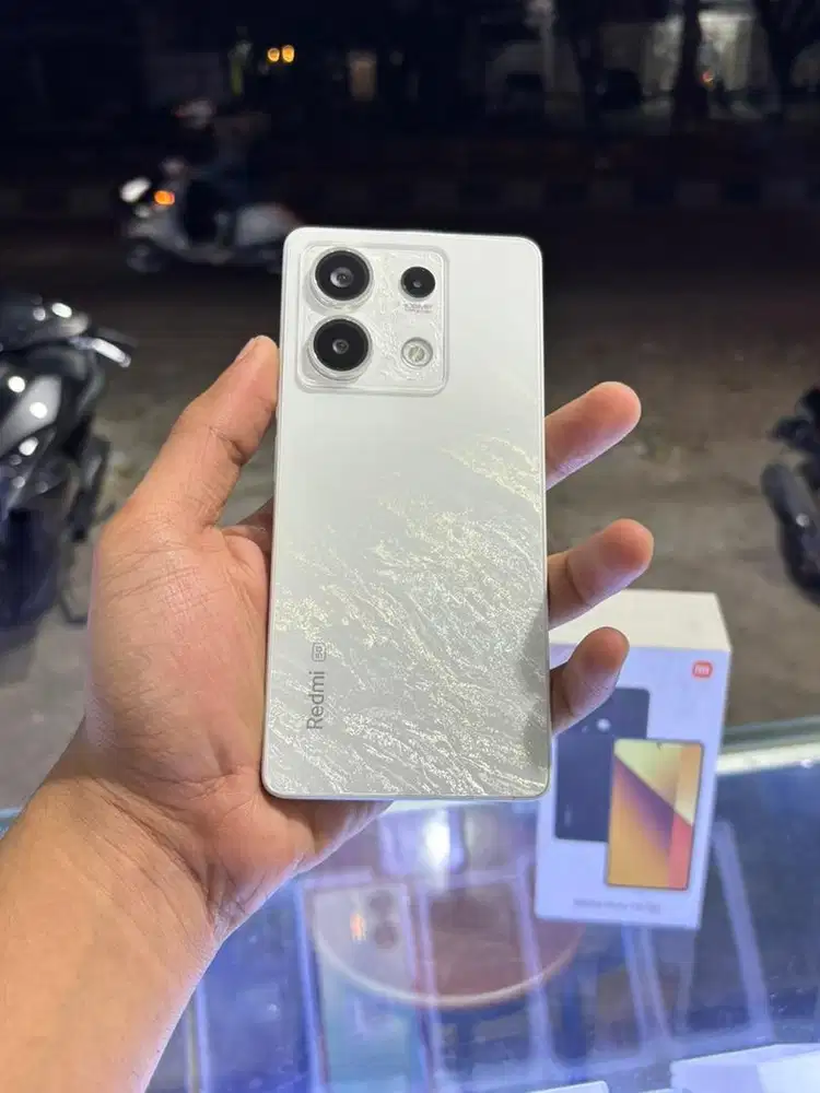 REDMI NOTE 13 5G Ram 8/256, Kondisi Mulus, Lengkap, Bergaransi.