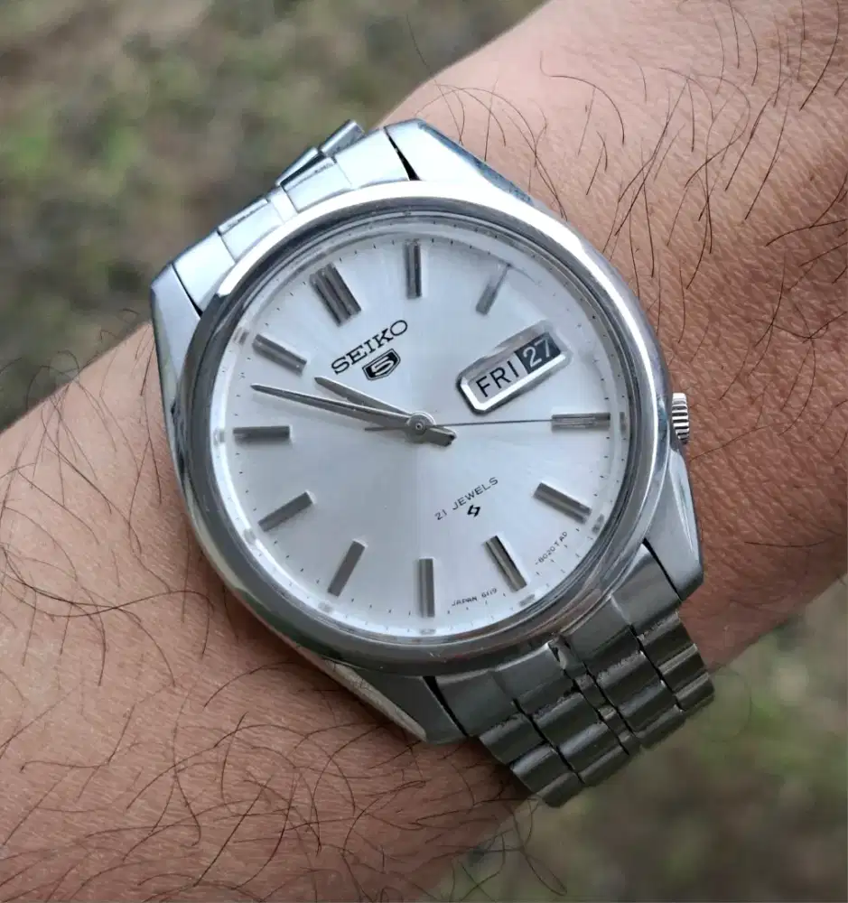 Seiko 5 6119 sunburst dial