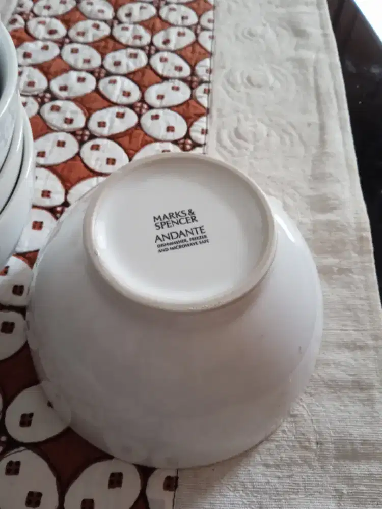 Bowl marks n Spencer