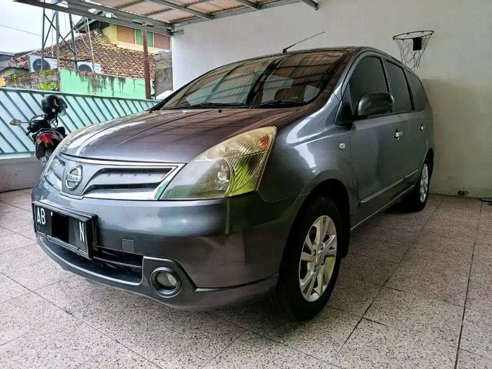 Nissan Grand Livina XV Tahun 2012 Manual 1.5 Asli AB Sleman Siap Pakai