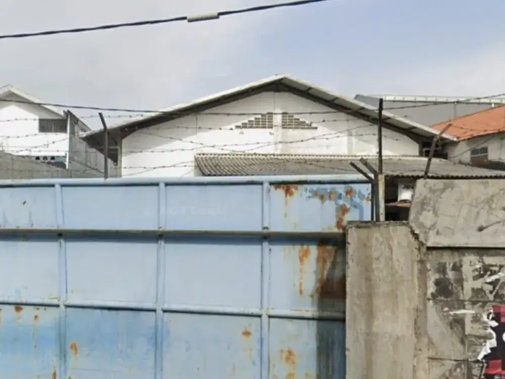 Gudang Bagus SHM di Raya Kedung Cowek Lokasi Strategis