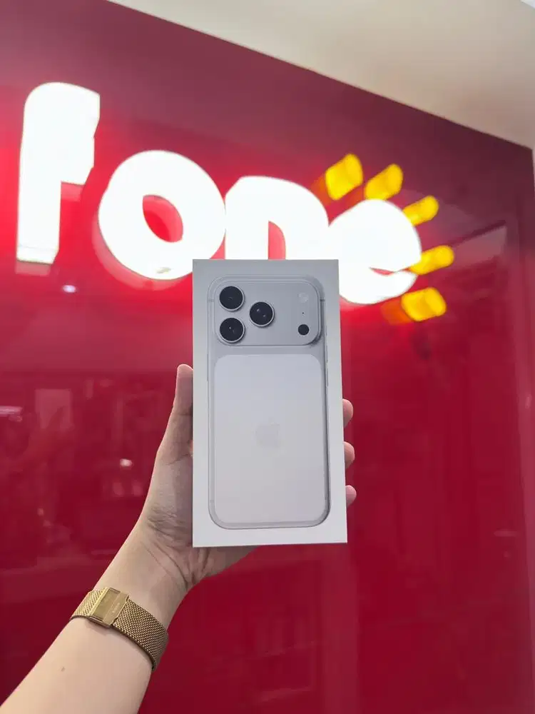 IPHONE 17 PRO 256gb GARANSI TAM RESMI BISA CICILAN 0% TANPA KTP