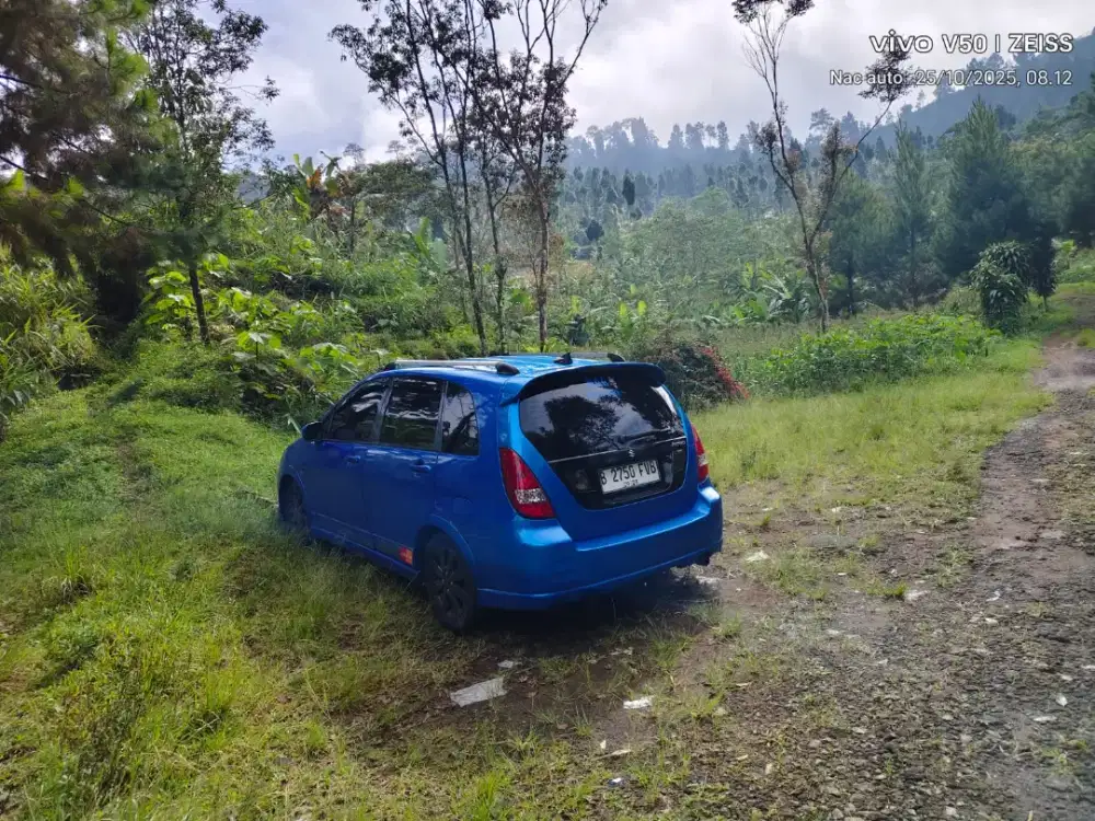 jual mobil aerio 2004 65 juta