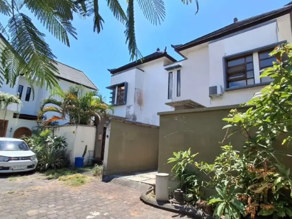 RUMAH 2 LANTAI KAWASAN PREMIUM DI CEMARA NUSA DUA BADUNG