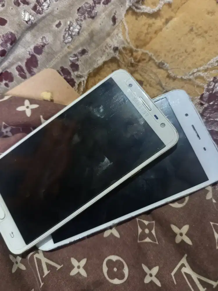 2 hp borongan ram 3 tiba2 mati