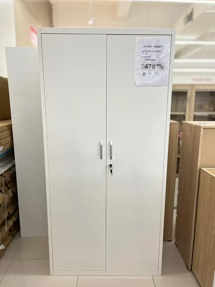 Lemari besi selma informa