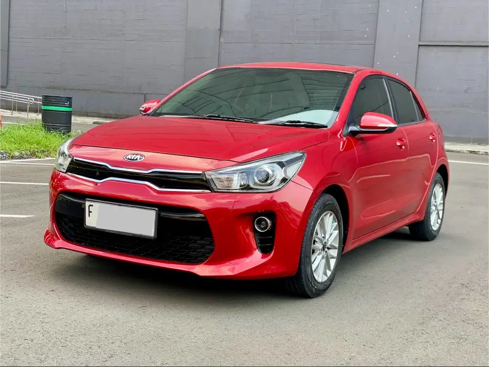 KIA RIO 1.4 SUNROOF AT 2017 MERAH