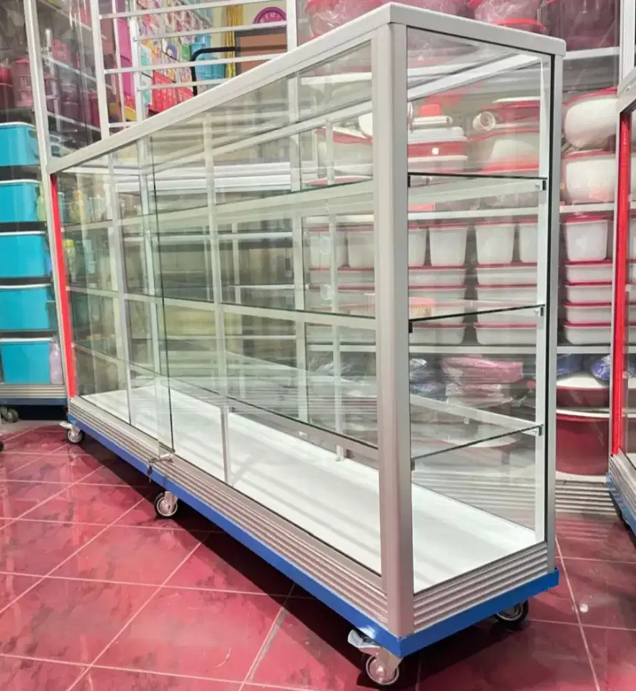 Di Jual Etalase Baru Sudah Pake Roda Ukuran 2Mx1M