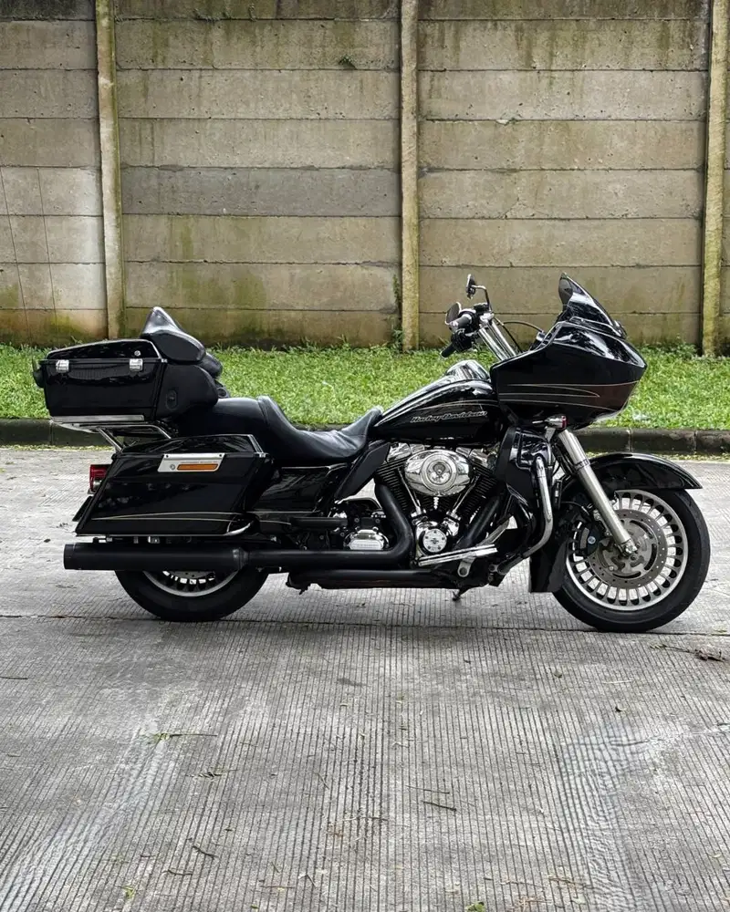 HARLEY DAVIDSON ROAD GLIDE ULTRA 2011 FP