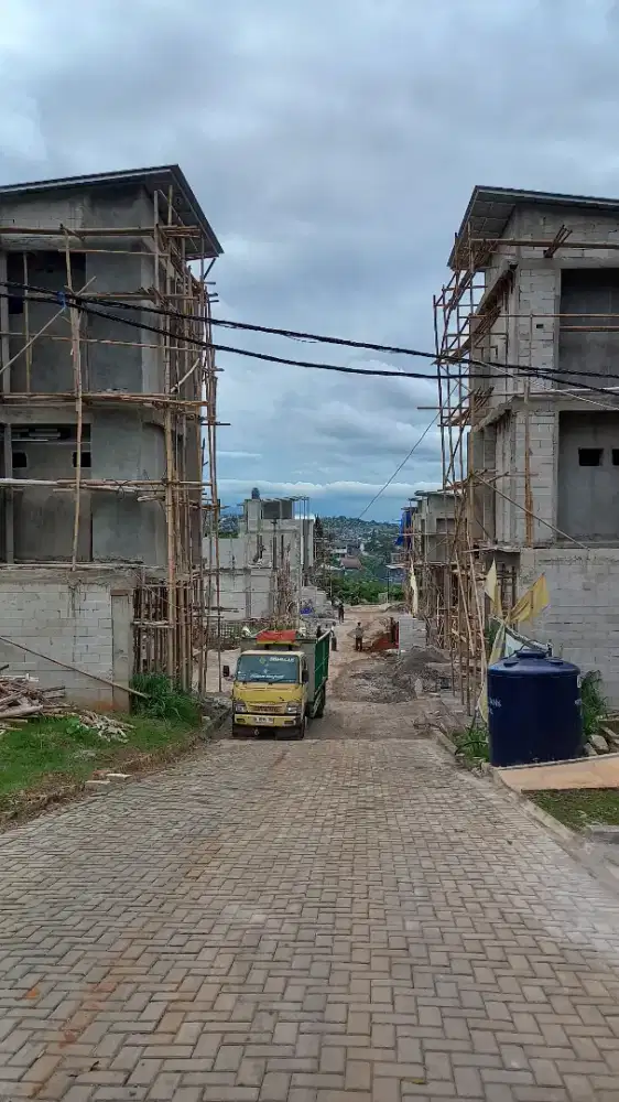 VILLA TROPIS DAGO 3 HUNIAN PREMIUM