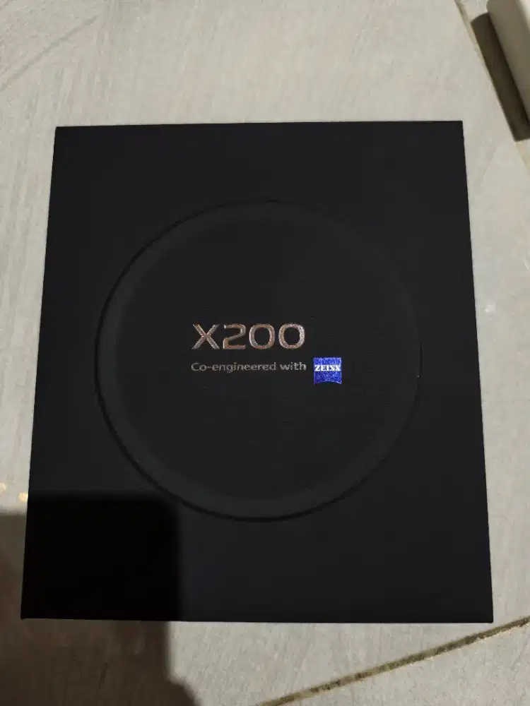 Vivo x200 12+256
