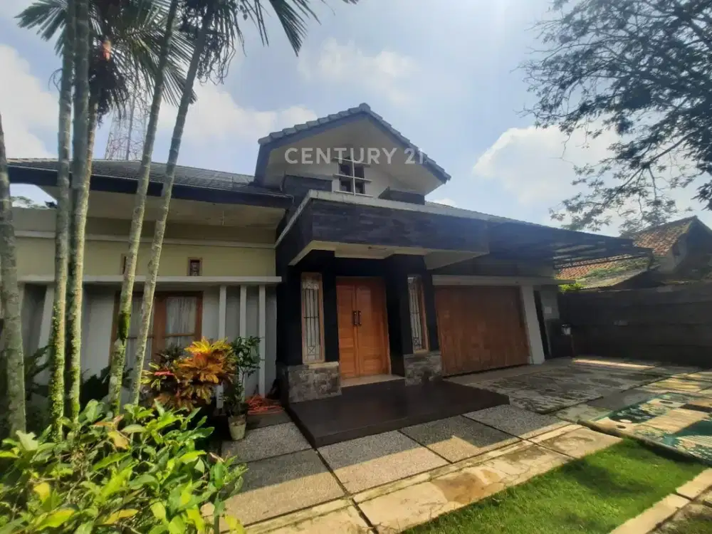 Rumah SHM Strategis Di Bundaran Tugu Nanas Jalancagak