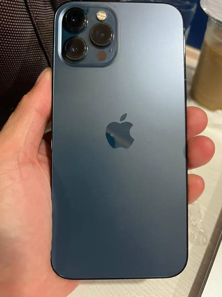 Iphone 12 Pro Max 128 GB siap pakai  body mulus