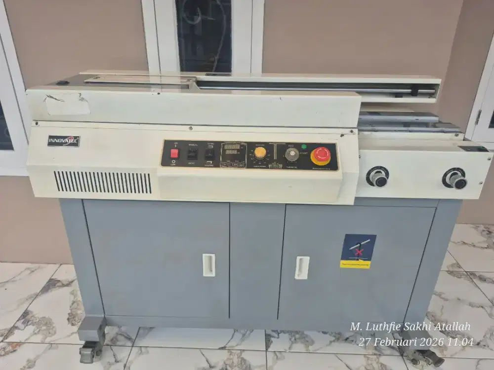 Mesin lem panas otomatis Uk A4