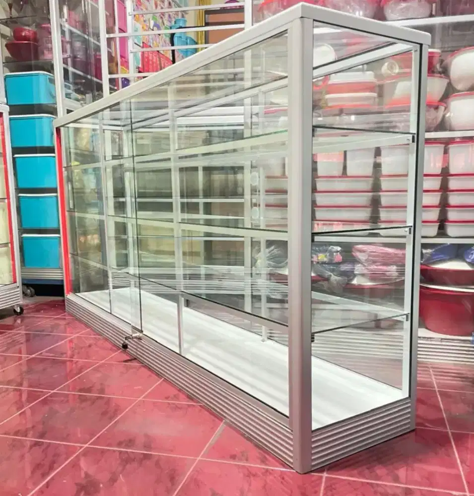 Etalase 2Mx1M Untuk Perlengkapan Usaha