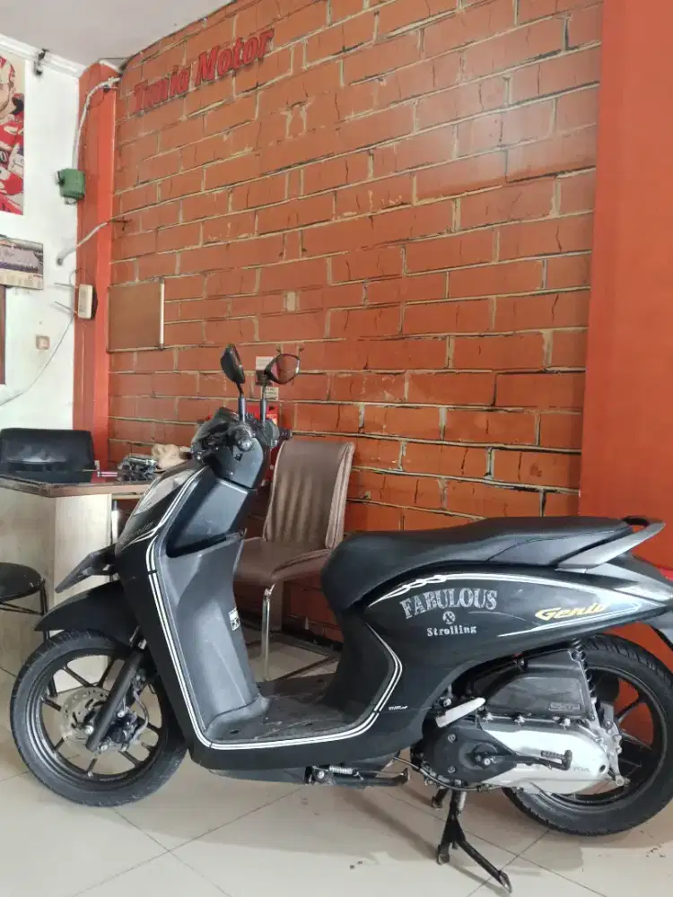 Honda Genio CBS esp 2019 full orisinil Gress