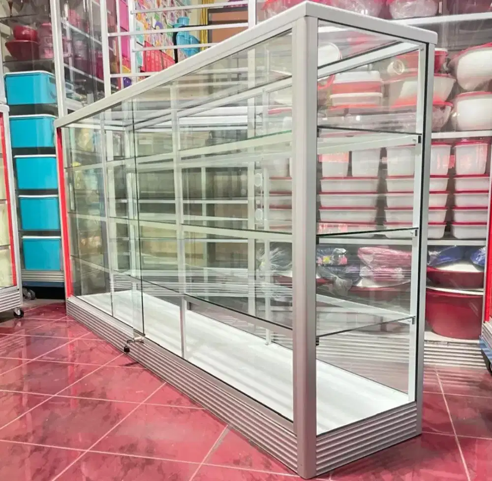 Di Jual Etalase Panjang (2Mx1M) Kondisi Baru