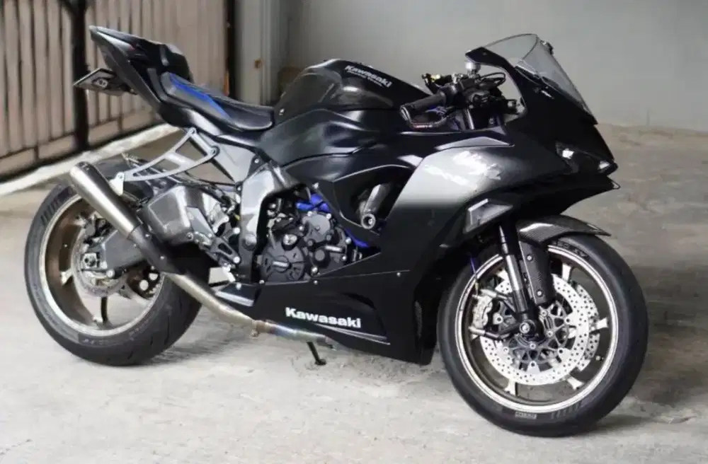 Kawasaki ZX6R 2023 TFT speedo