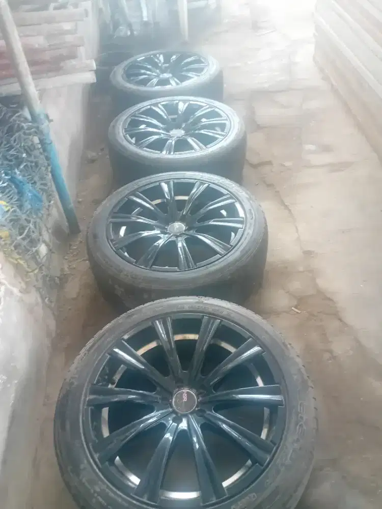 4 Velg r20 merek HRS plus Ban