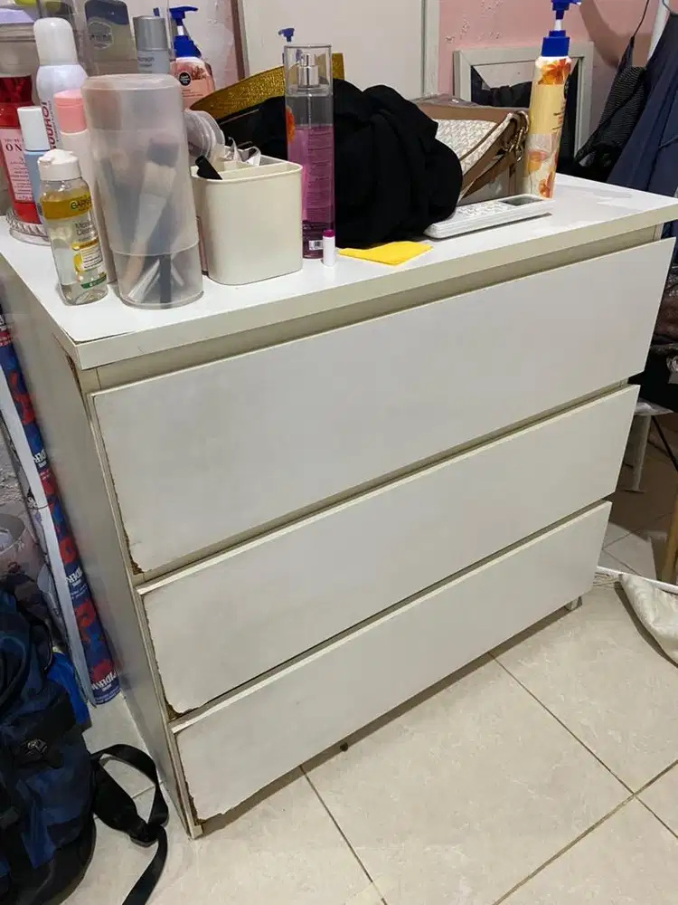 LEMARI IKEA MALM (bekas)