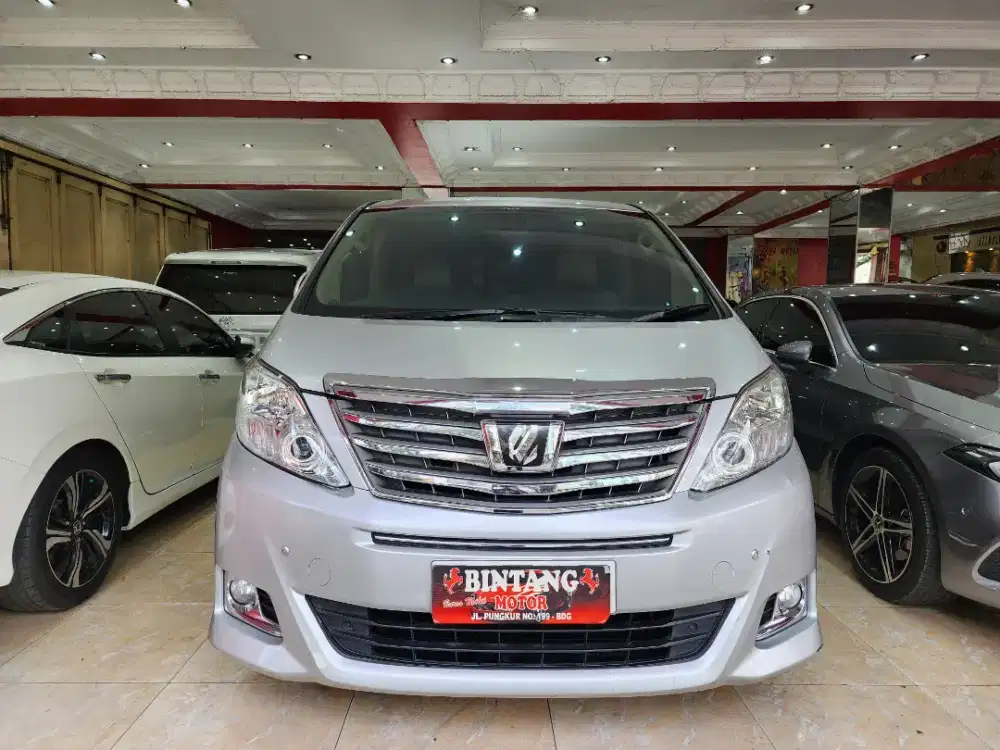 TOYOTA ALPHARD G 2012 SILVER / MODEL THN 2013 (BINTANG MOTOR)