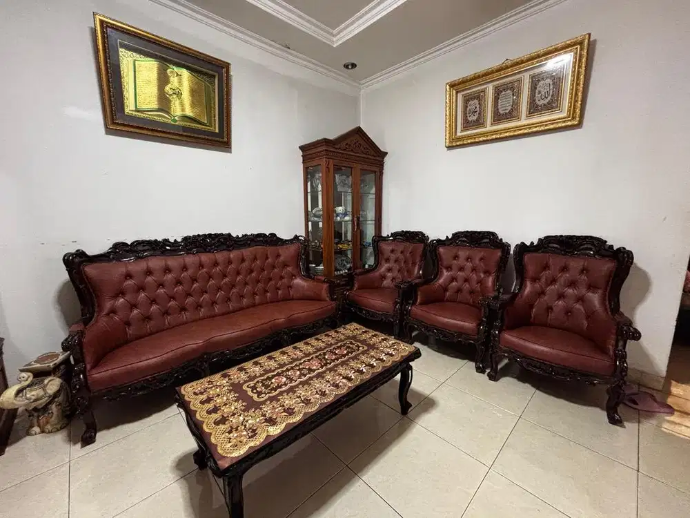 Satu set jati kuno kursi meja ruang tamu