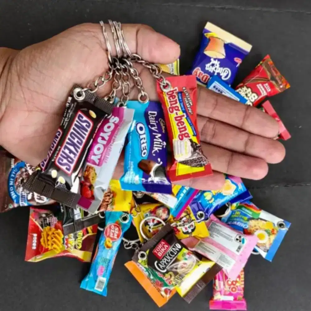 Gantungan Kunci Miniatur Snack Lucu Murah 2RB