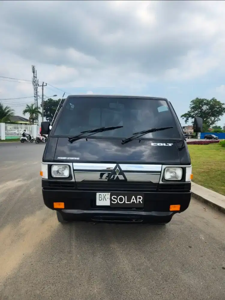 Mitsubishi L300 solar pickup 2023 pemakaian 2024