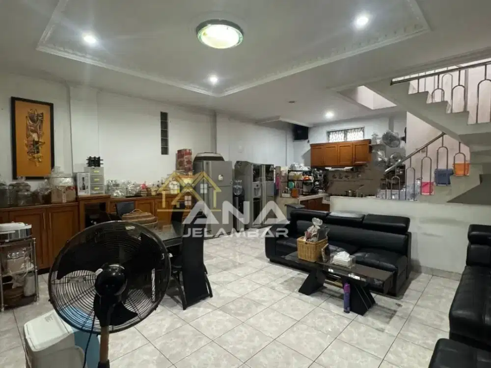 ANA RUMAH UK 6.5X20M DI KOMPLEK KAVLING POLRI JELAMBAR