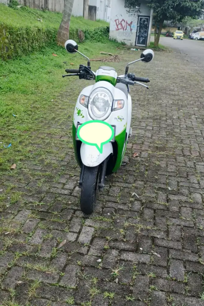 Honda scoopy 2018