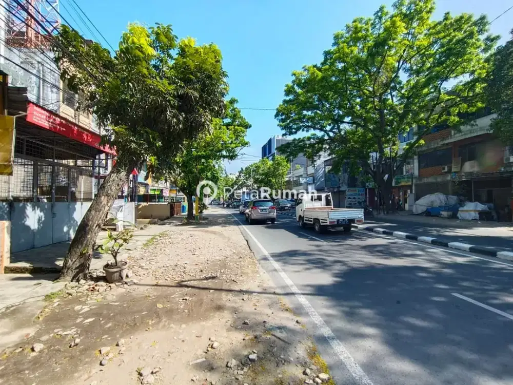 Ruko Jalan Besar Yos Sudarso - Glugur (Peter)