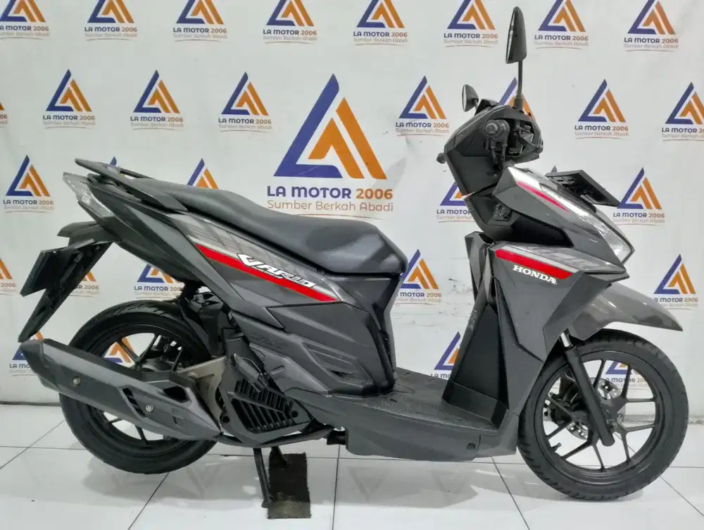 SIAP PAKAI HONDA VARIO 125 LED OLD THN 2017 (TT/CASH/KREDIT)
