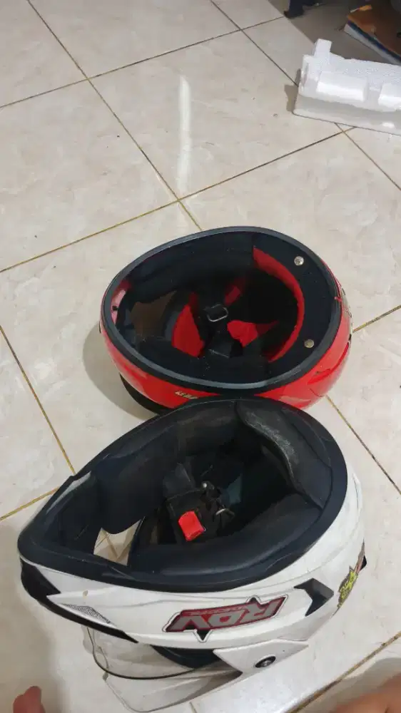 Dijual helm MDS super Pro M & KYT rc7 L