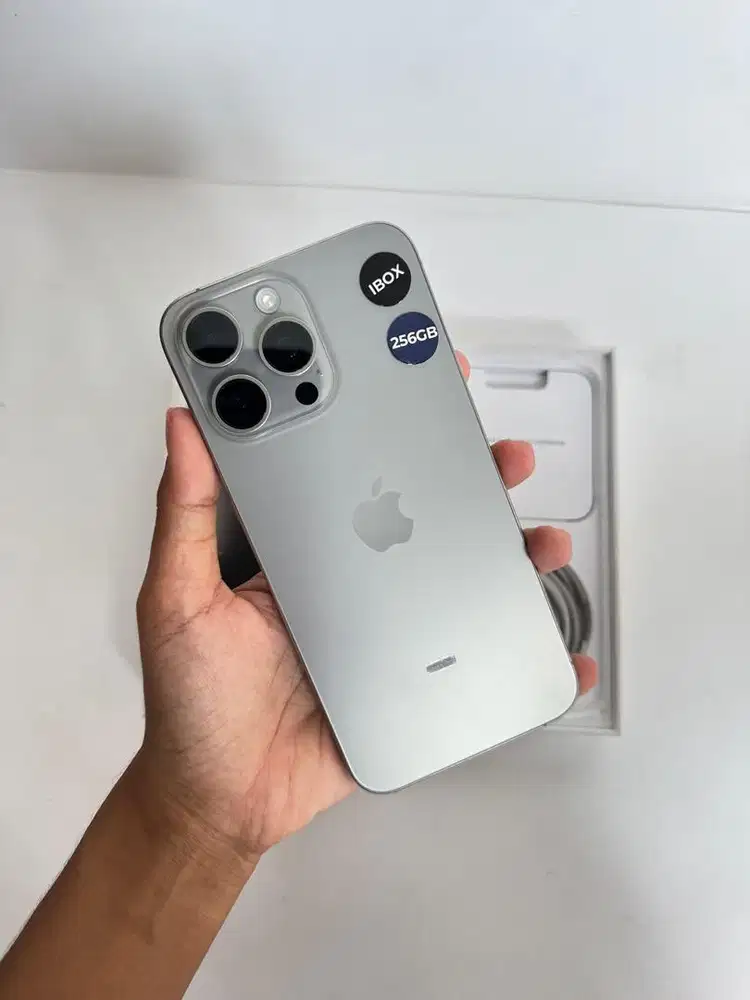 IPHONE 15 PRO MAX 256GB SECOND ORIGINAL IBOX FULLSET ORI