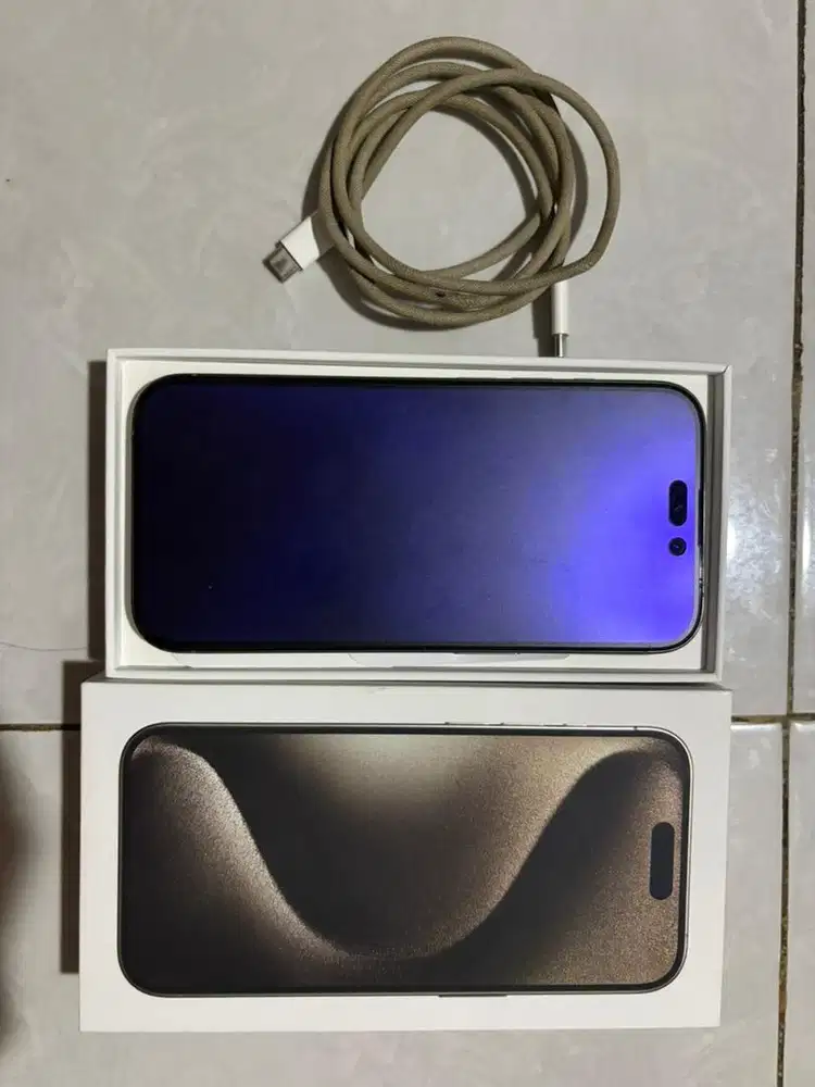 Iphone 15 pro second ibox