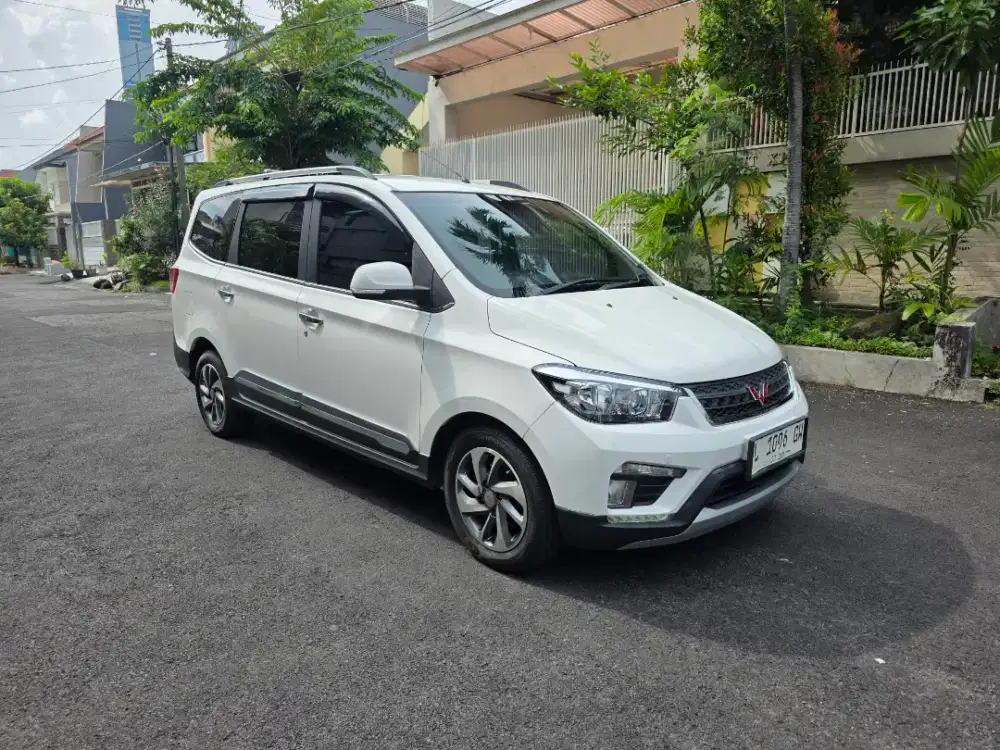 Wuling Confero S Lux capt seat 2019
