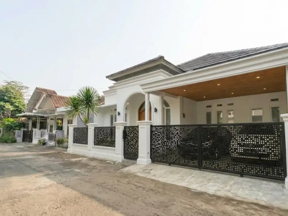 Rumah Mewah Desain Klasik Mediteran Modern Utara Jogja Bay 2 UNIT COUPLE